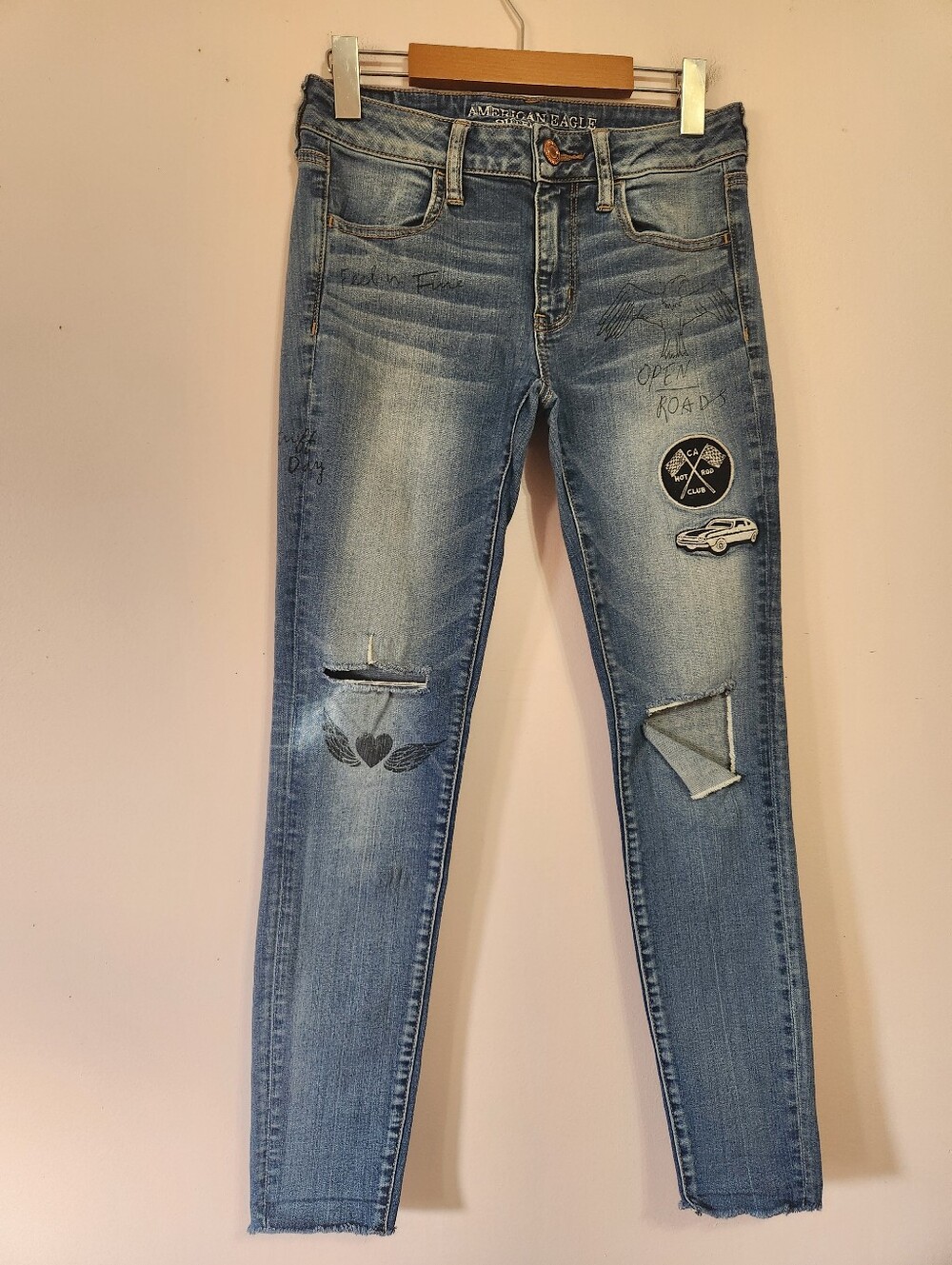 American Eagle Super Stretch Patched Doodle Distressed Jegging Jeans Blue Size 4